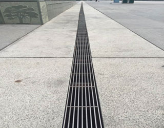 道路旁排水沟盖板效果图