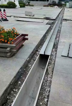 树脂混凝土排水沟施工效果图