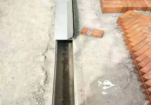 不锈钢缝隙式排水沟