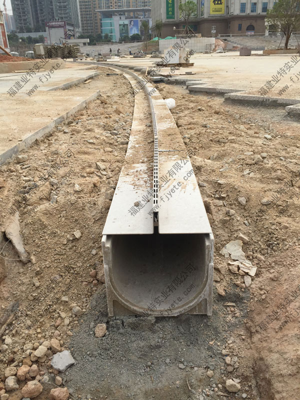 海南成品排水沟施工现场图