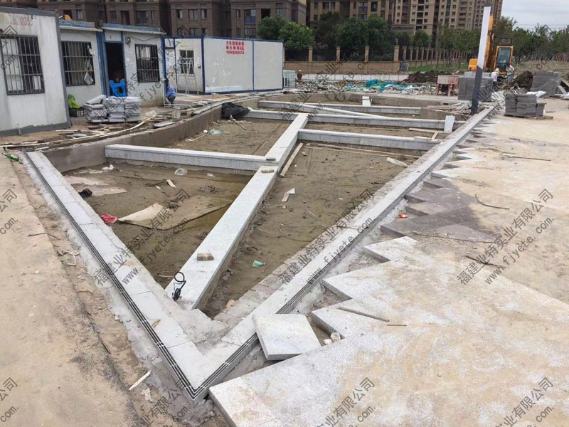 广场排水沟盖板施工