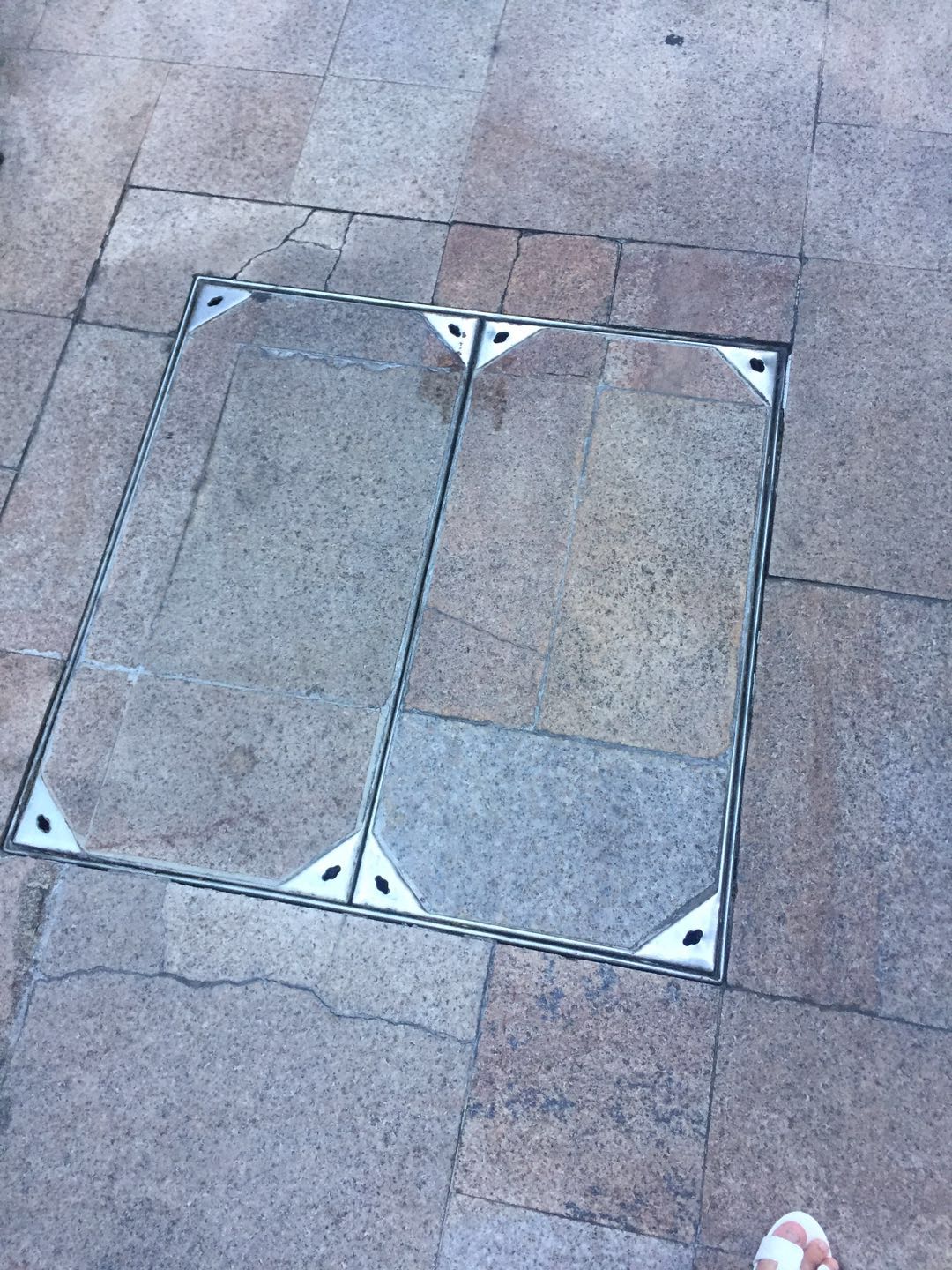 不锈钢隐形井盖