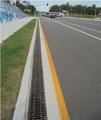 马路U型槽排水沟案例